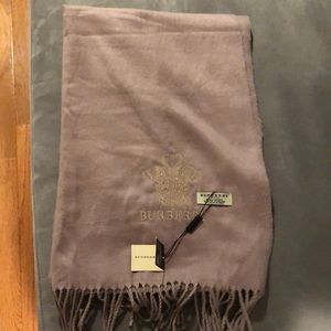 Burberry cashmere scarf